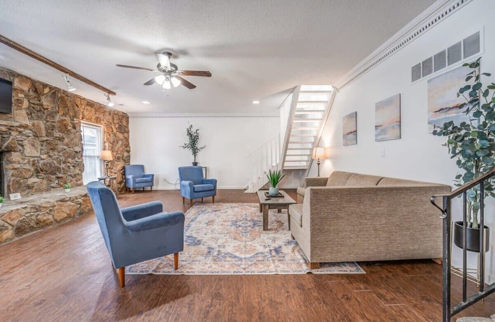 Parnassus Cottage