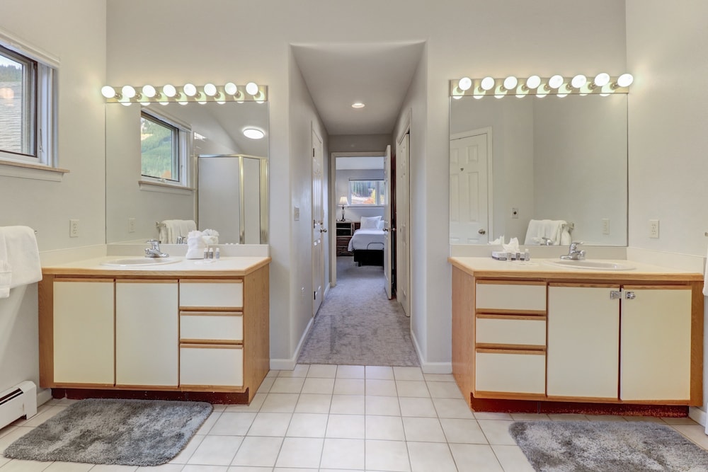 Legends 11 5 Bedroom Townhouse
