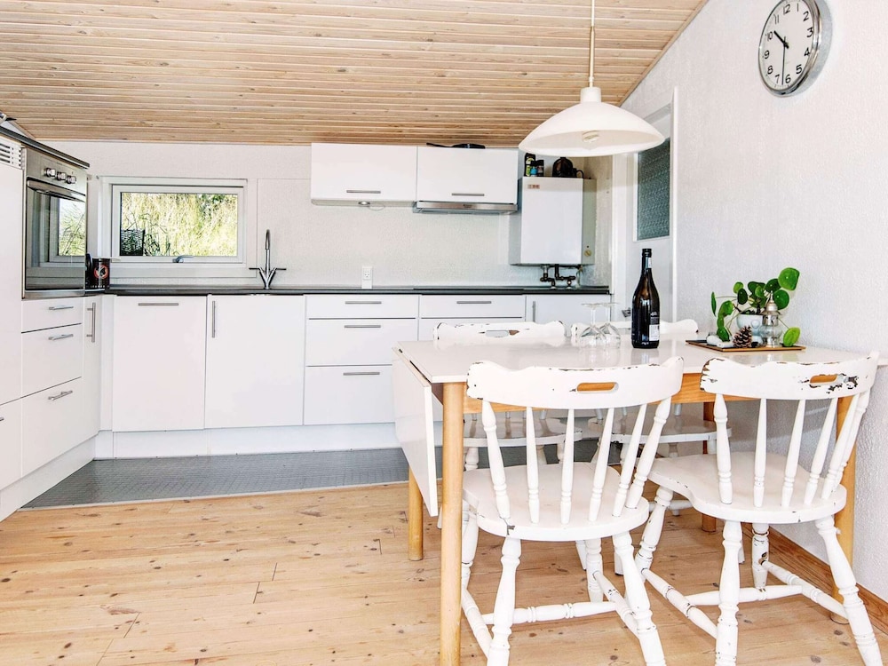 4 Person Holiday Home in Grenaa view 3