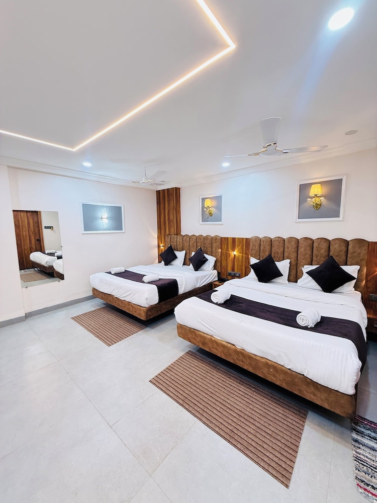 Hotel JK palace