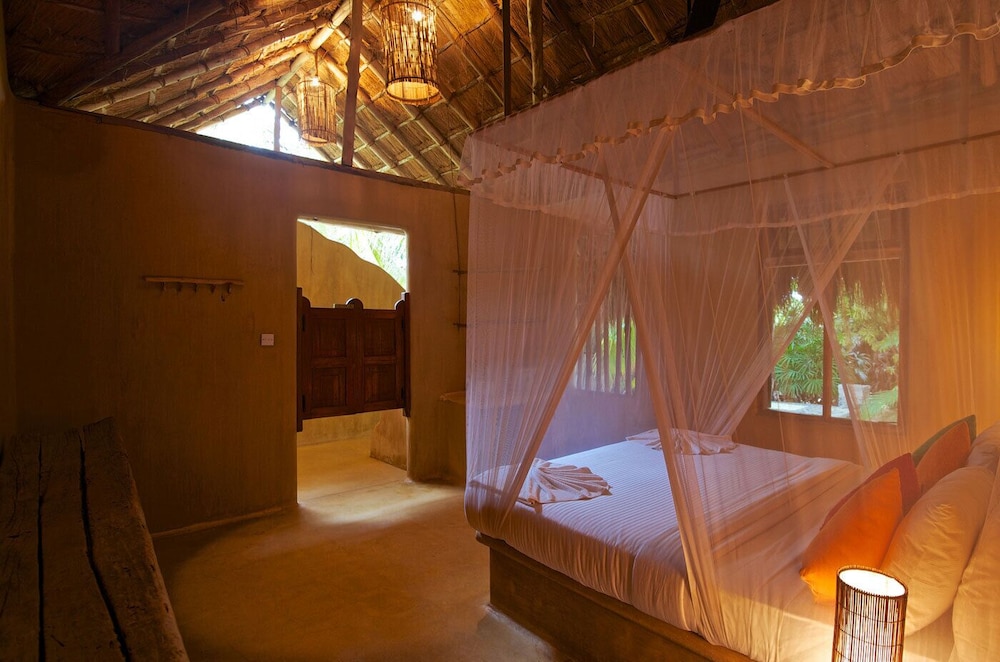 Bar Reef Resort