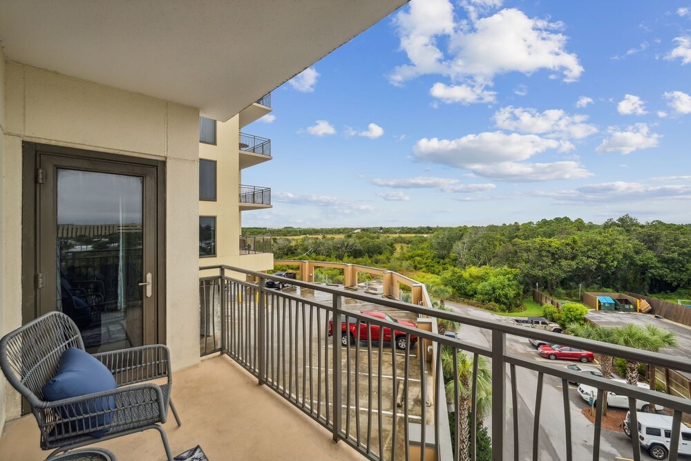 Origin 427 - 1 Bedroom-Partial Gulf View 1 Condo view 4