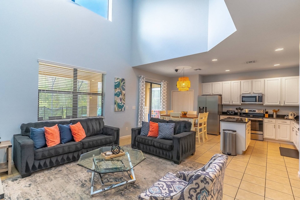 2614 Veranda Palms