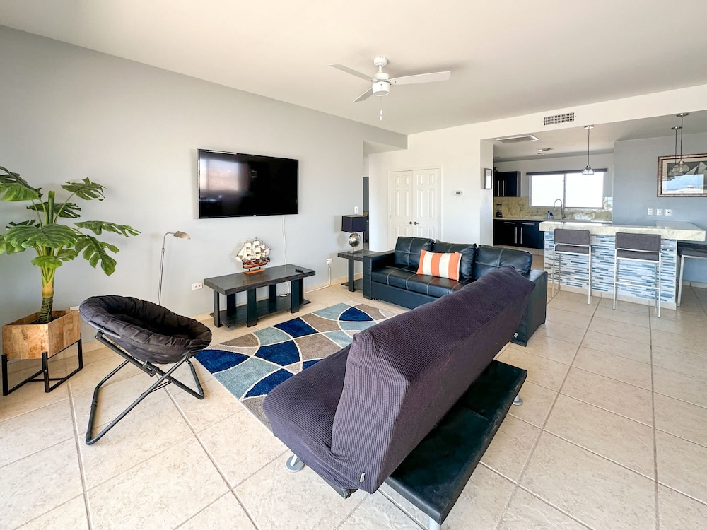Relaxing Getaway 2BR Condo