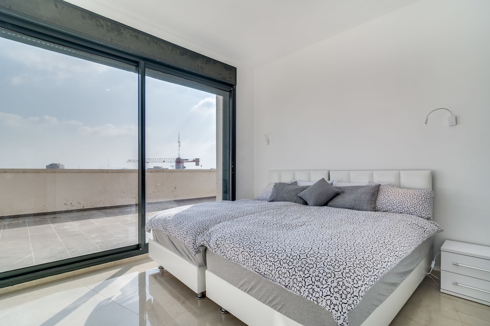Jerusalem Penthouse view 3