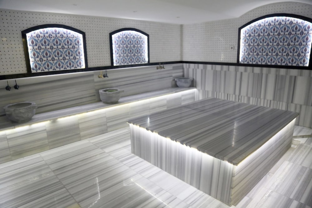 Ramada by Wyndham Mersin - Image 9