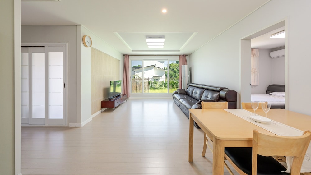 Gyeongju Sunflower Private Cottage