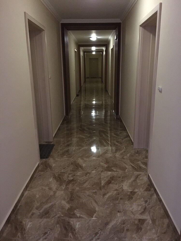 VIP Zone Apartments