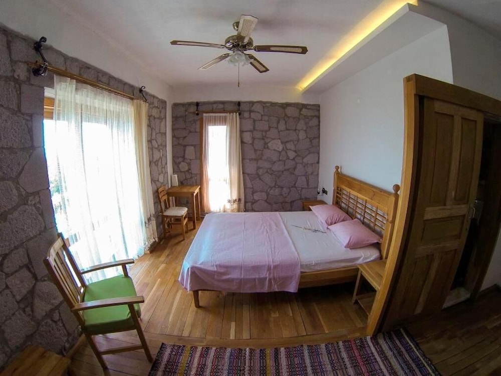 Farmidaya Biotel