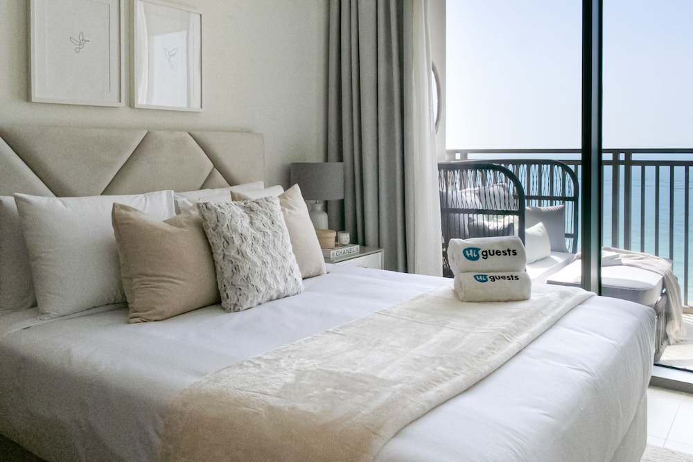 HiGuests - EMAAR 52-42