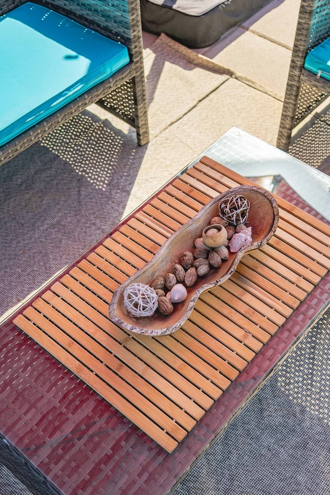 Whimsical Family Stay 10 Min Walk to PV Hospital
