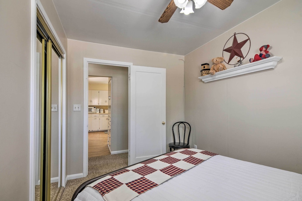 Miscellaneous Market Vacations - Home w/ Fenced Yard by 5 Mighty Nat'l Parks - Property Image 4