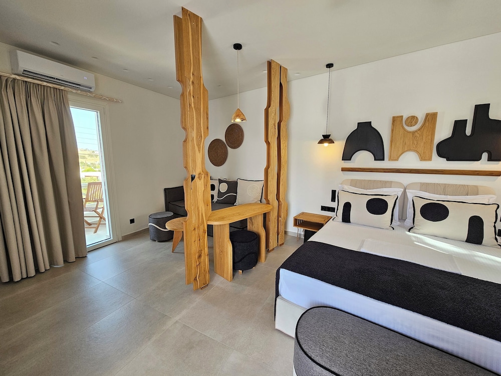 Aristotle Suites