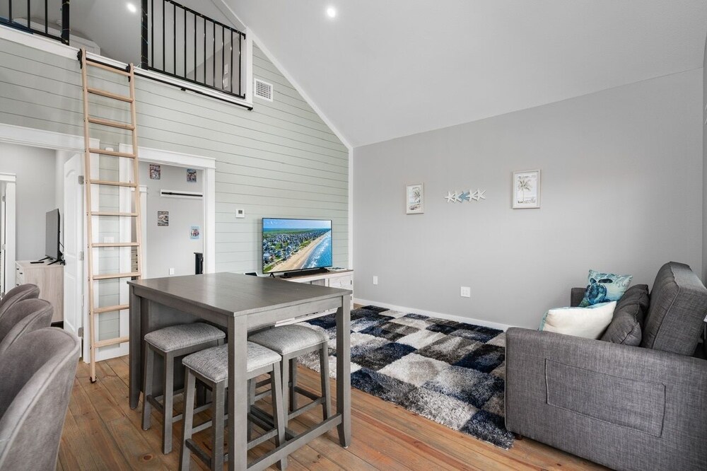 2nd Life 2 Bedroom Home