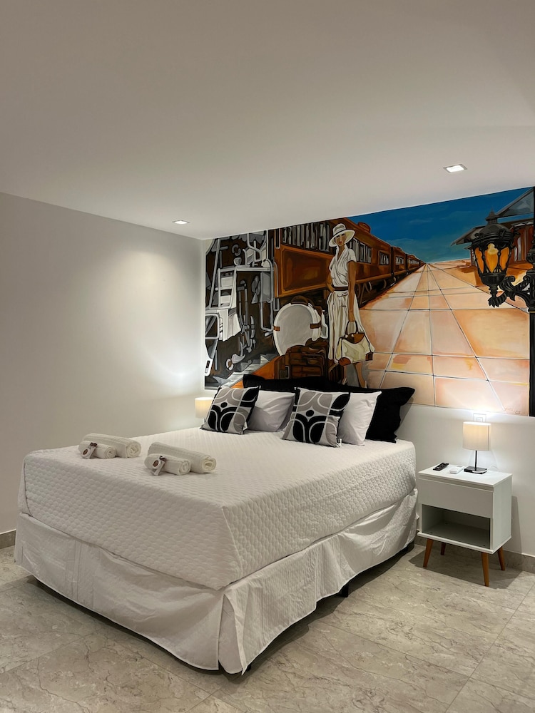 Casa la Bardot Boutique