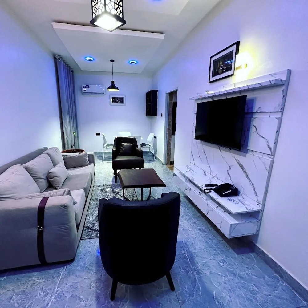Bott Apartment