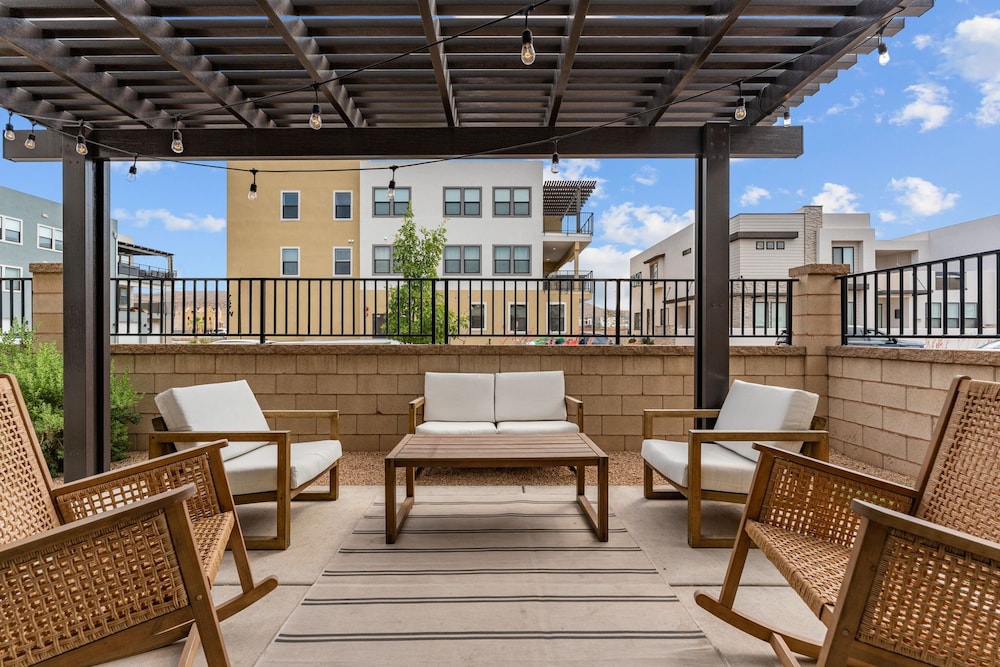 Casa Sol 4 Bedroom Townhouse