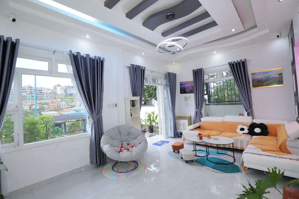 7 bedroom villa Flamingo Danang