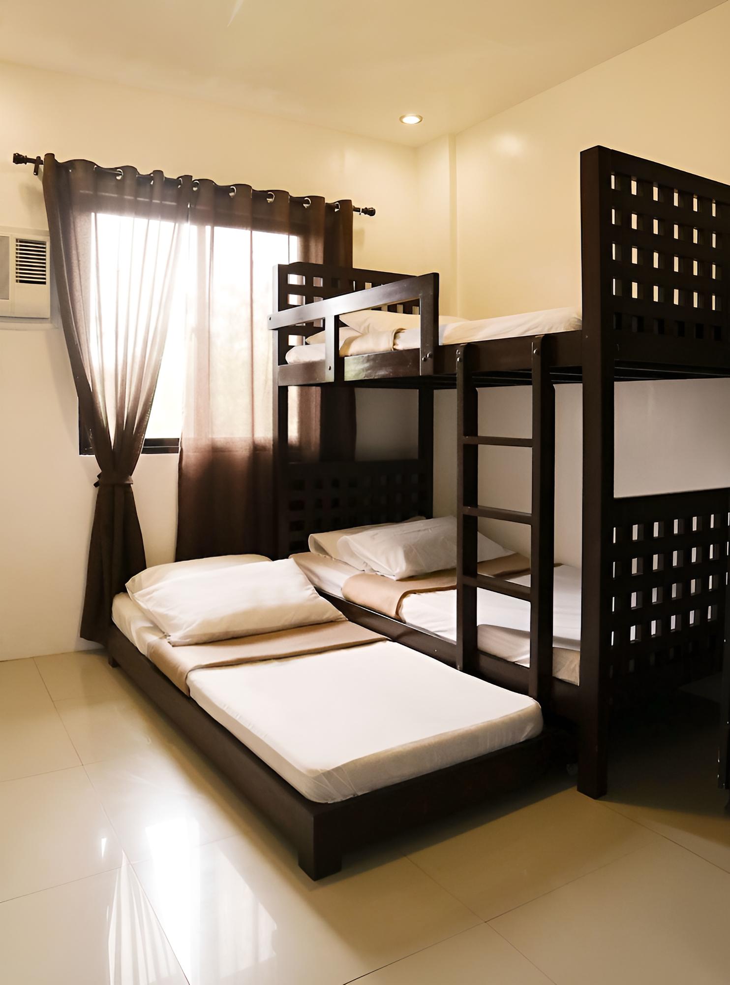 Tagaytay Summer House