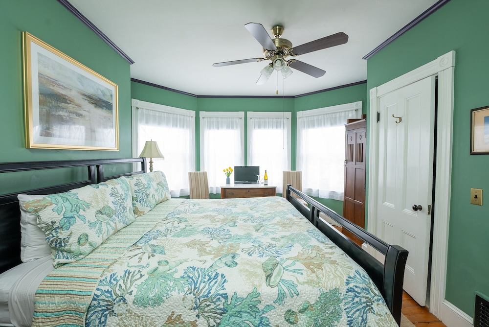 The Inn at the Oaks, photo 29