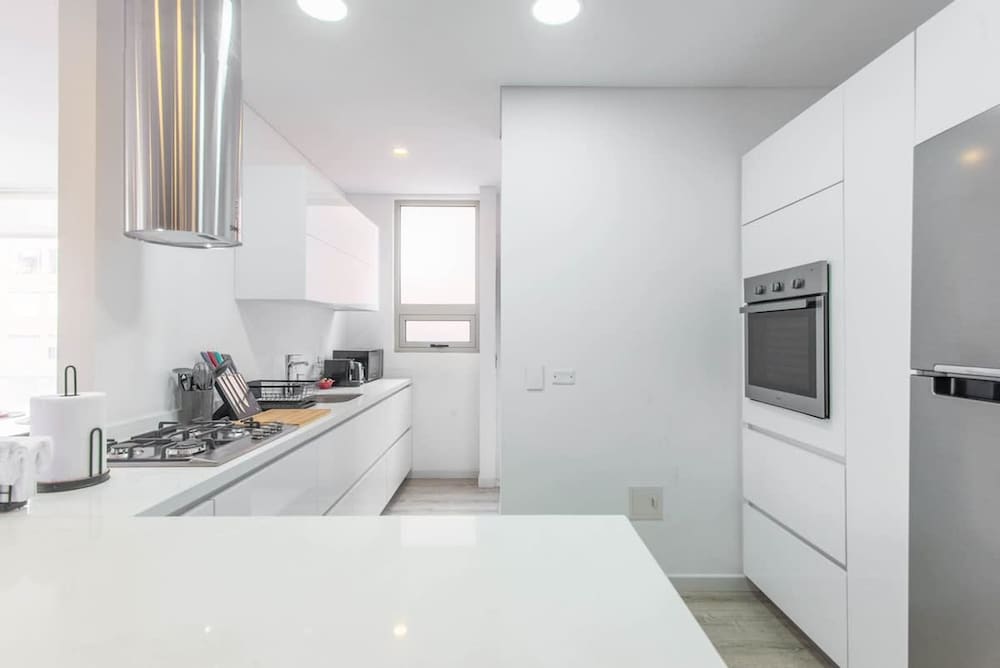 Magnificent 3 BR in Usaqu n