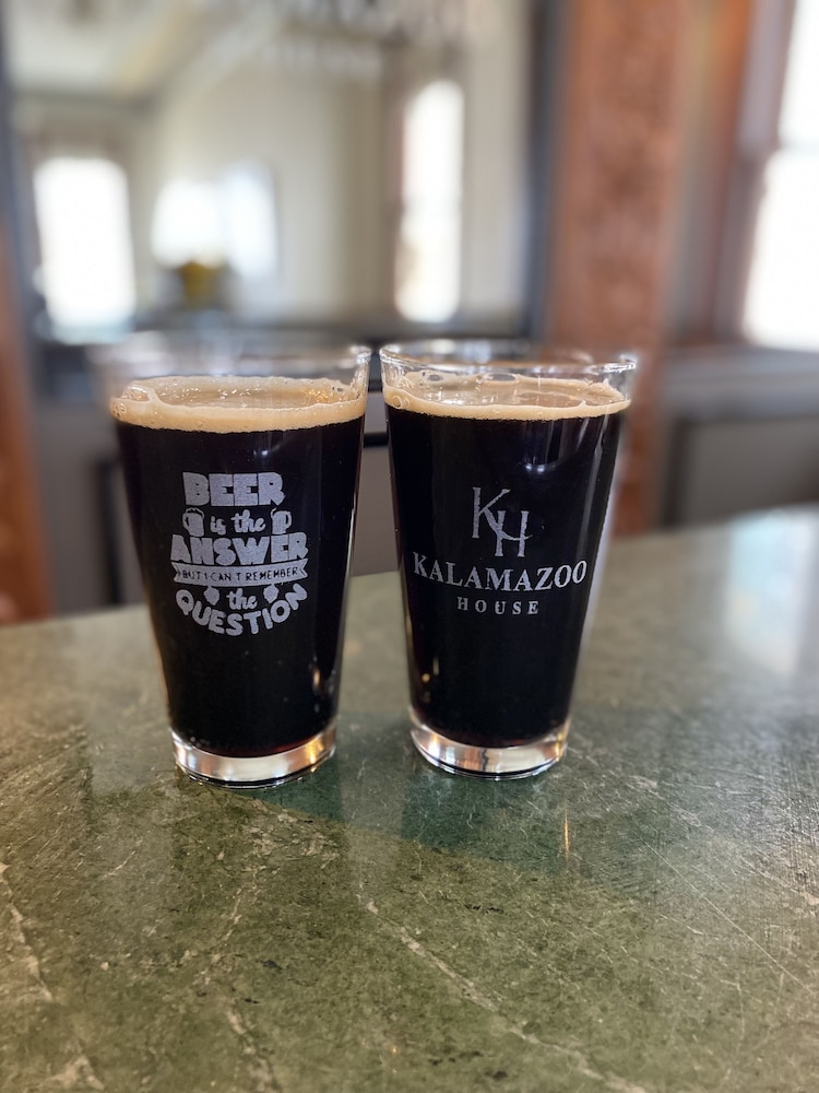 The Kalamazoo House Downtown Hotel & Suites