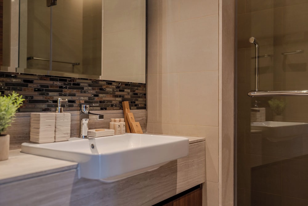 Imperial Avenue Residences - Downtown