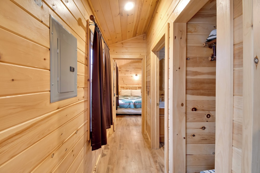 Lakefront Relaxation & Adventure: Sodus Bay Cabin