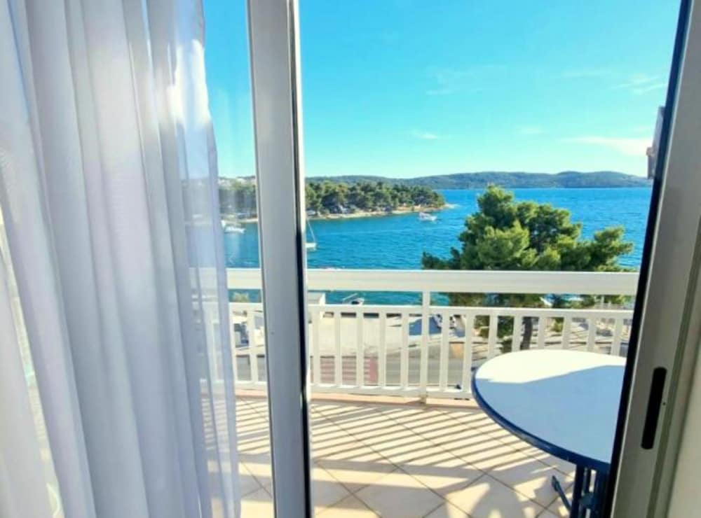 Villa Tomi