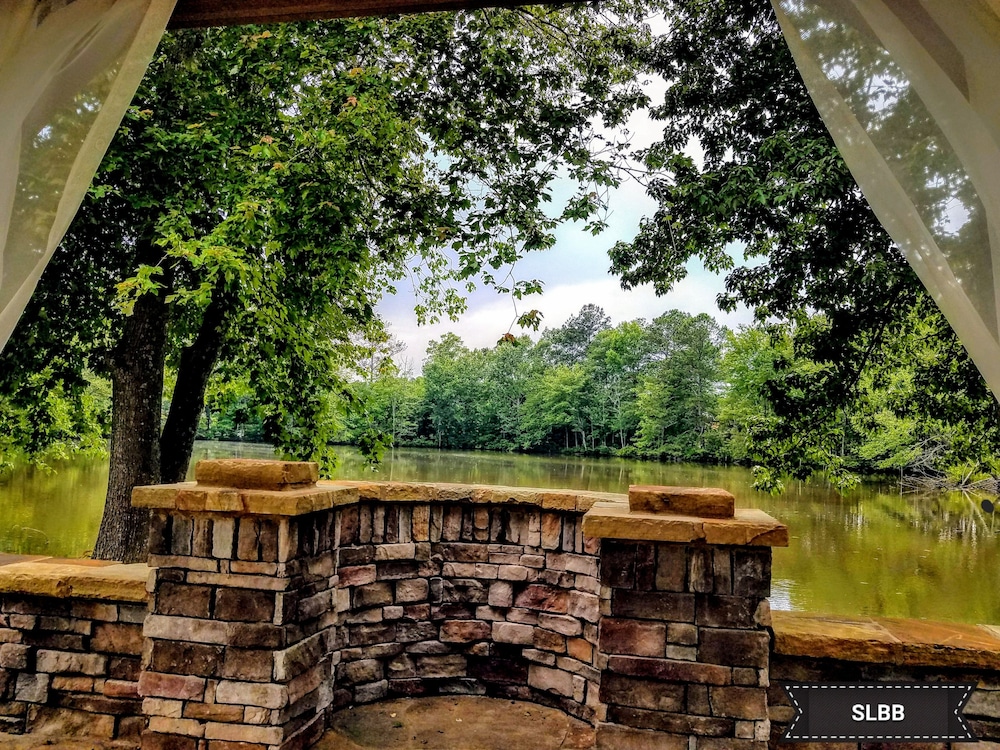 Stockbridge Lakes Bed & Breakfast view 5