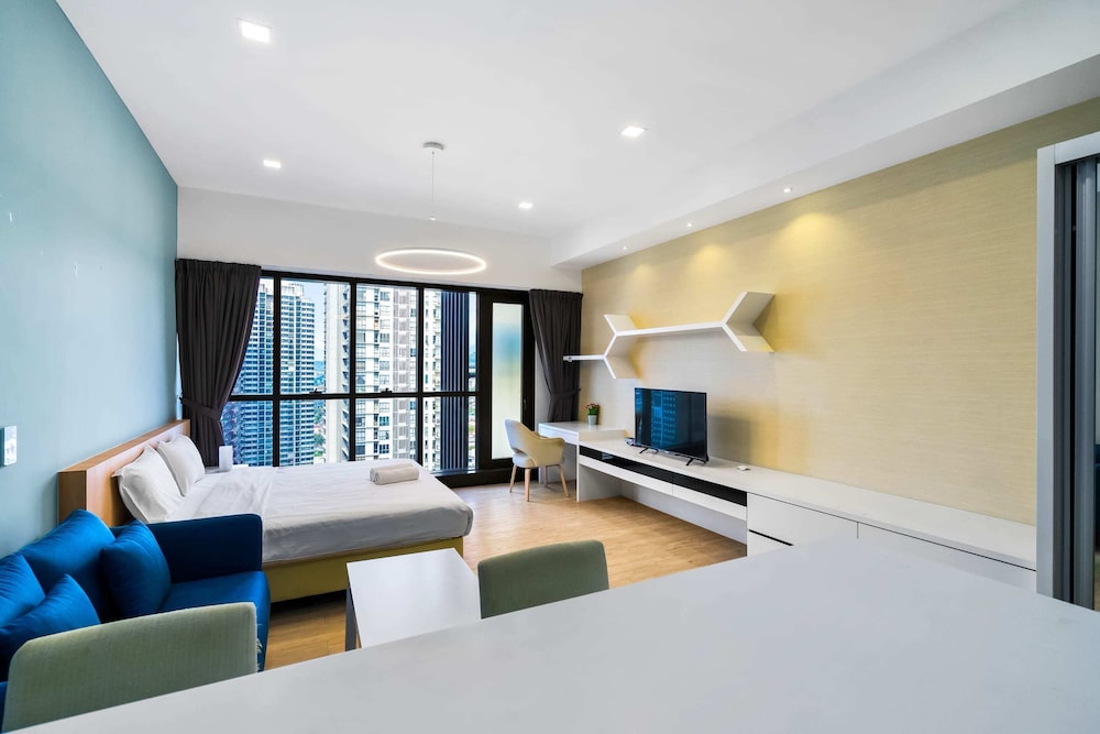 Mcity Ampang by Plush