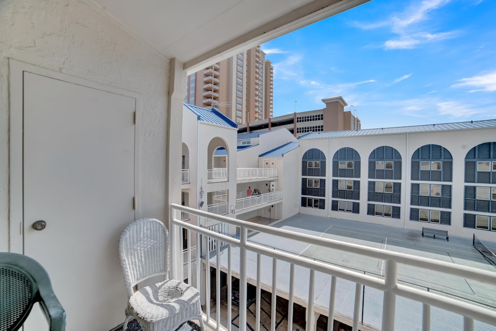 Sugar Beach 312