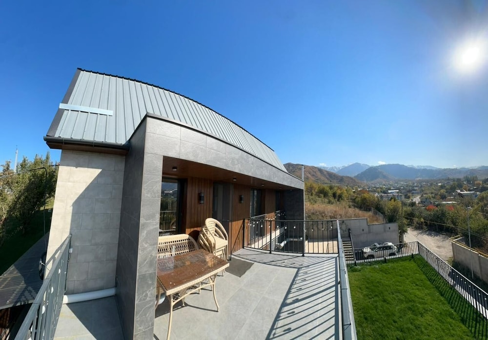Rodnik Guest house Almaty