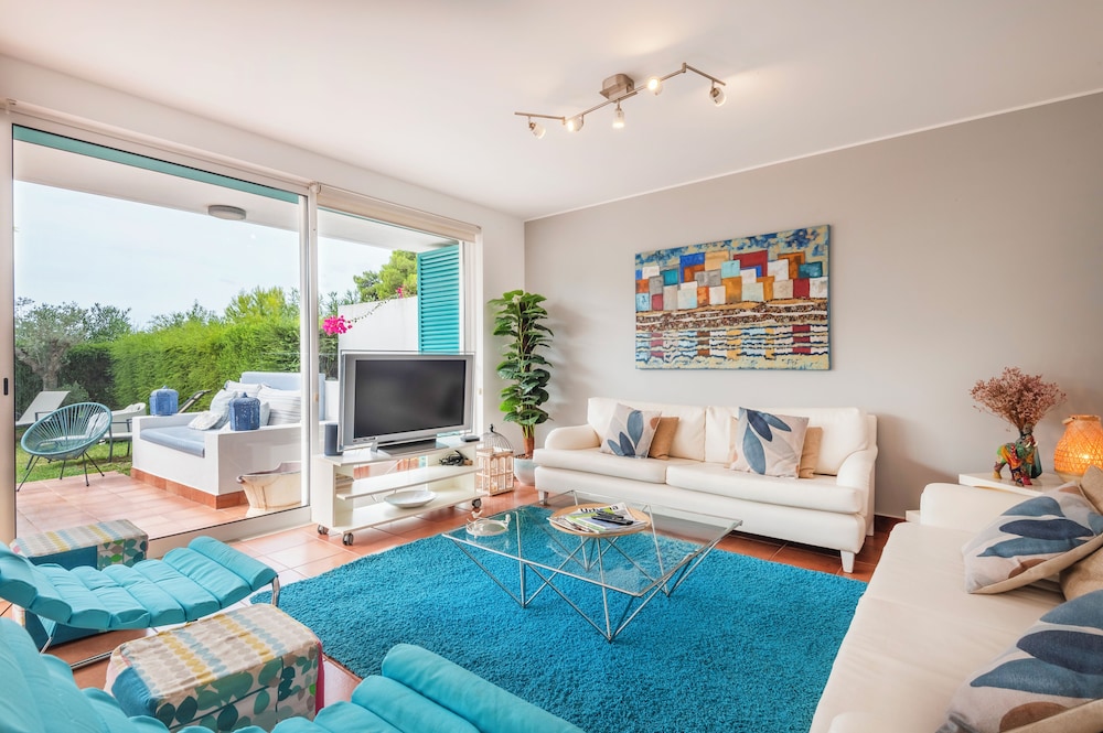 Sunny 5BR Villa at Prainha Club
