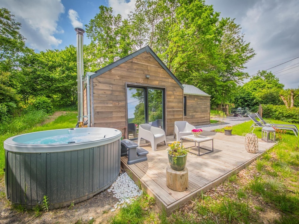 Holiday Home in Ferrieres With Garden