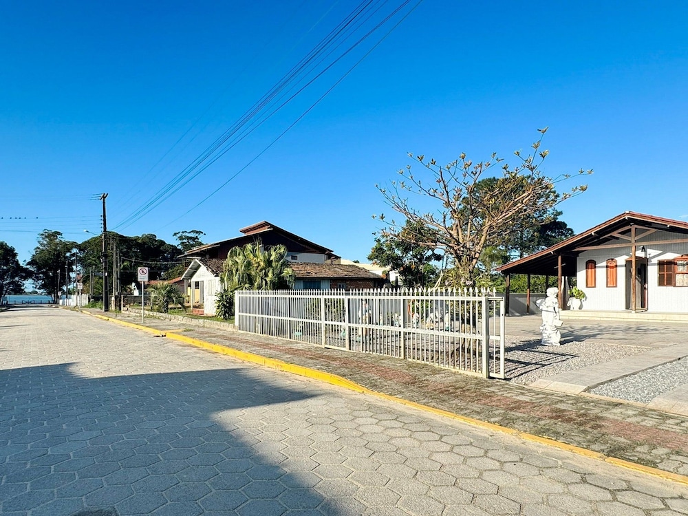Casa Aconchegante na Lagoa de Ibiraquera