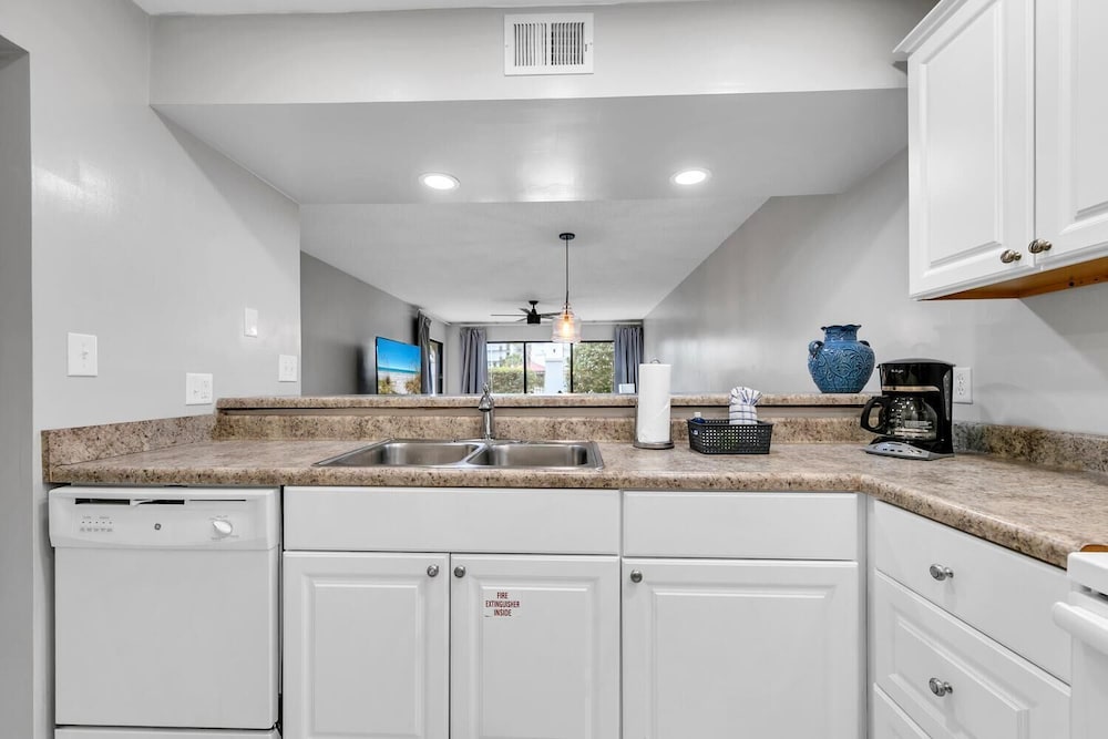 Edgewater Golf Villa 3204