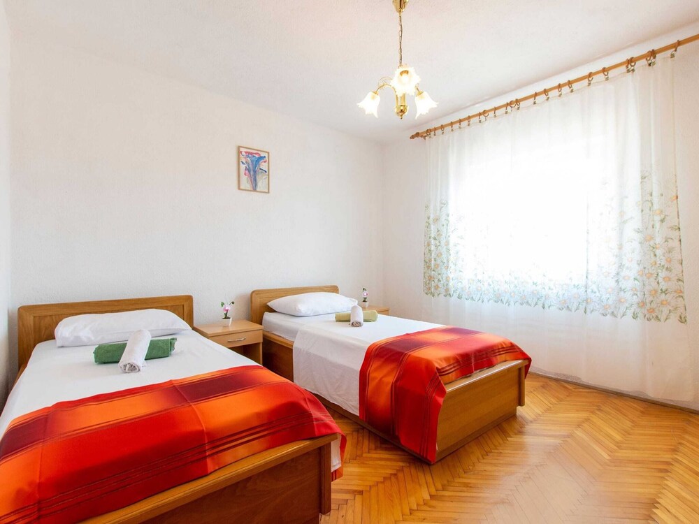 Welcoming Apartment in Tribanj With Terrace view 2