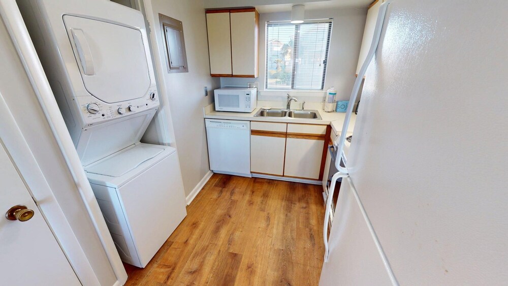 Lighthouse Point 3 by Tybee Vacation Rentals