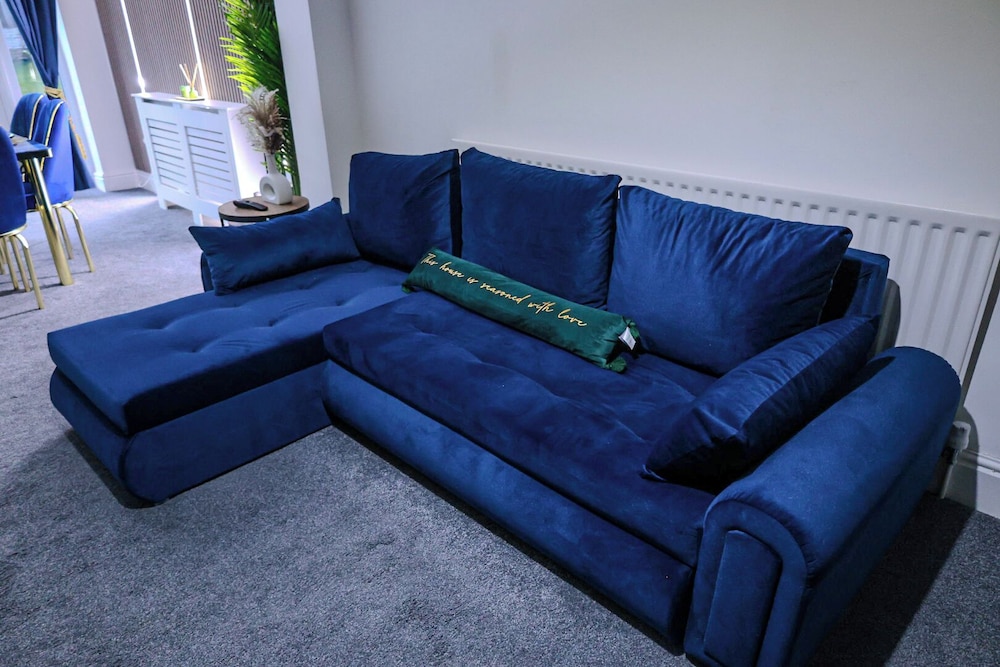 Sleeps17 Bliss 7-bedroom Luxury Escape Birmingham