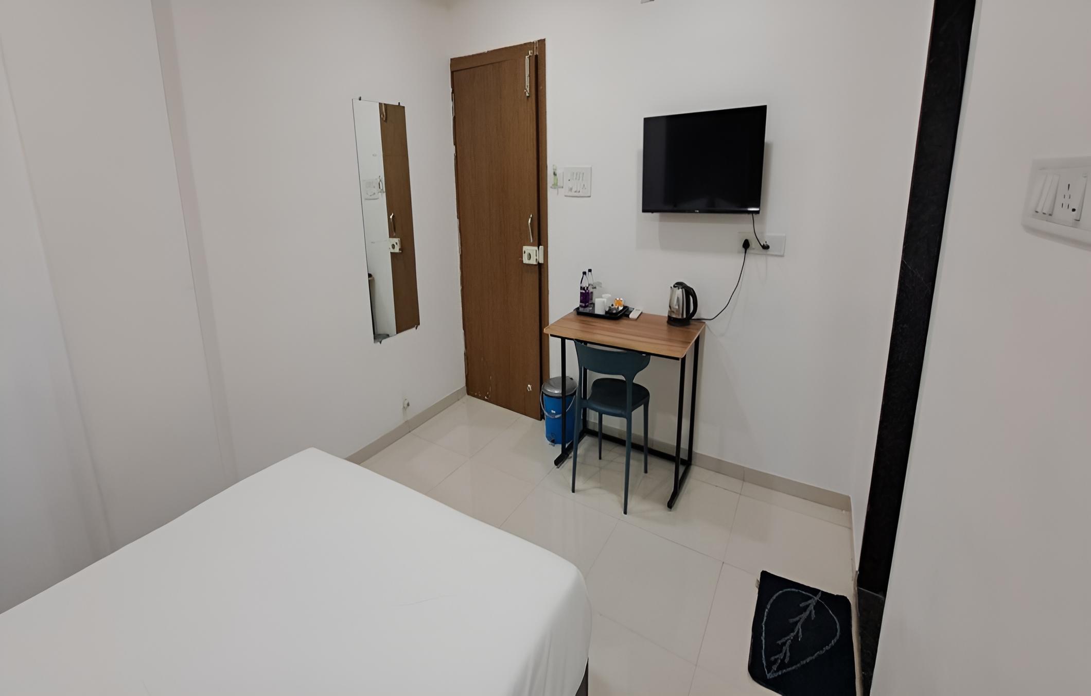 Hotel Housemate Bliss view 4