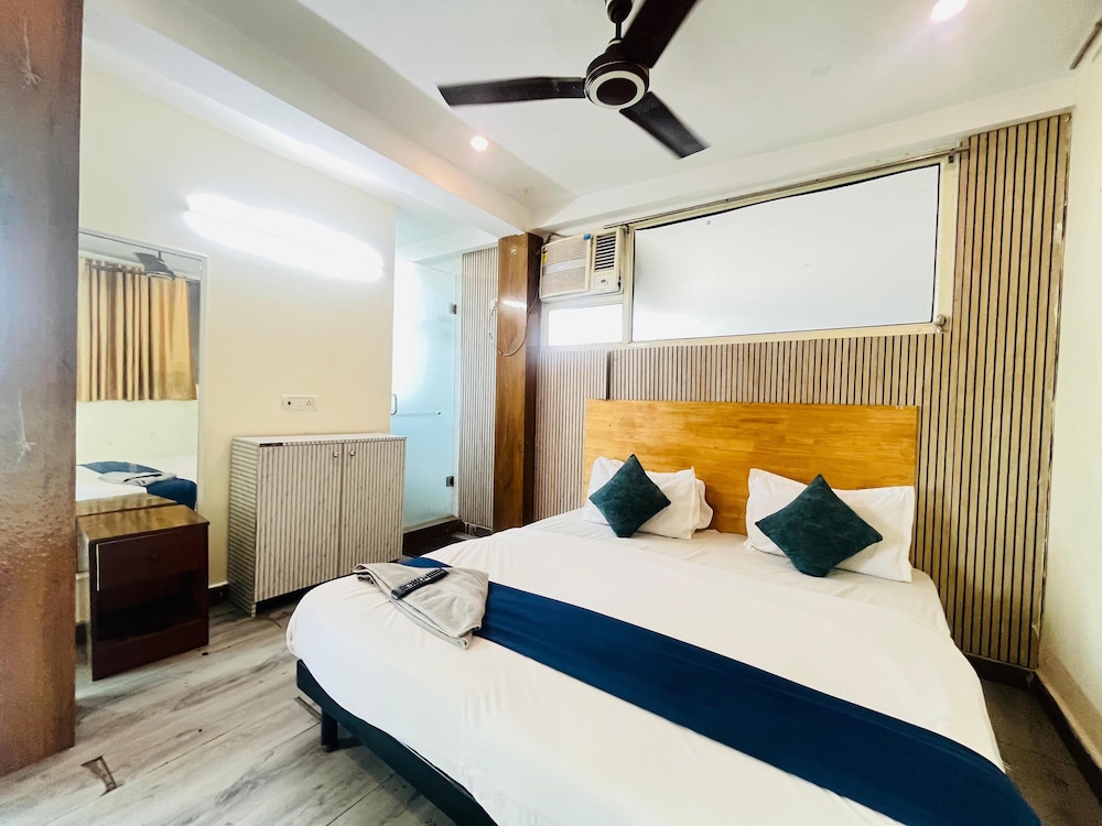 Roomshala Hotel Green Valley