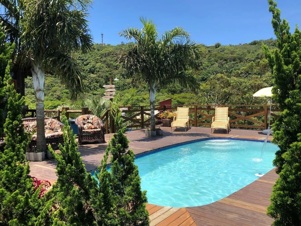 Bangalô House - Praia do Rosa SC