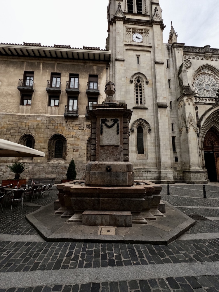 Photo 48