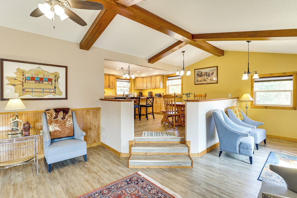 'hayward Valley House' Black Hills Family Retreat