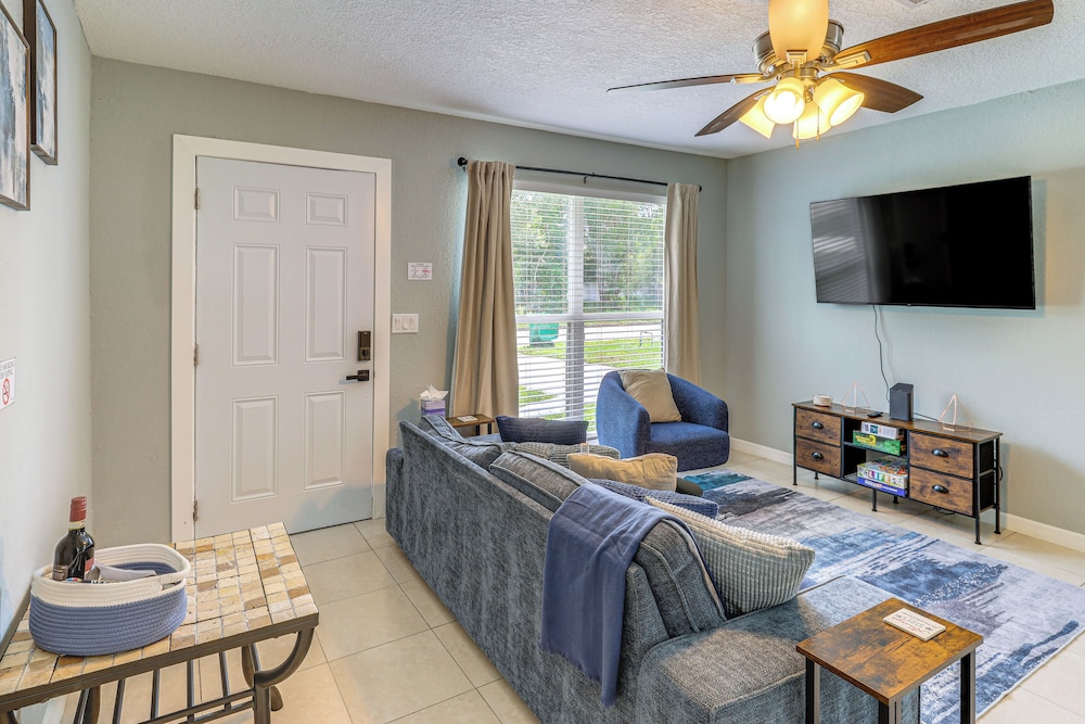 Within 10 Mi of Fort Pierce Beaches! Bright Duplex