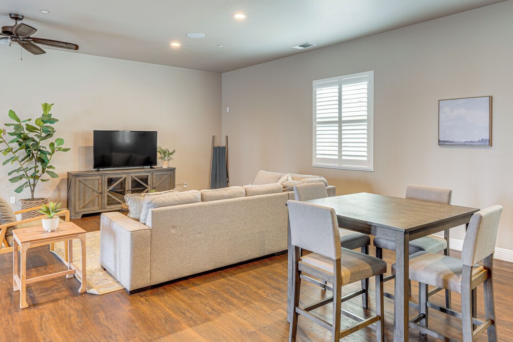 Outdoor Oasis & More: Group Getaway in Porterville
