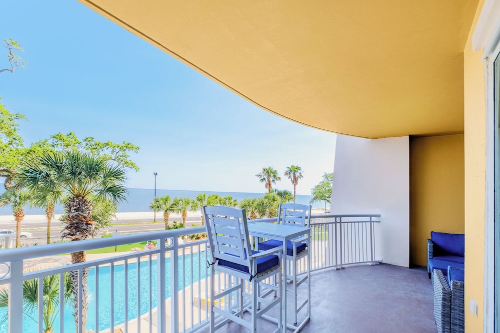 Legacy Towers II Deluxe