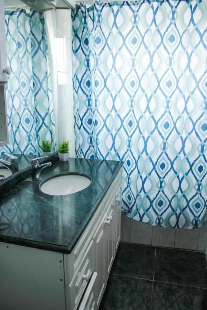 Hostal Entreorientes