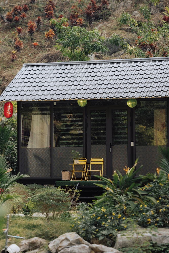 Hoang Minh Mountainside Villa